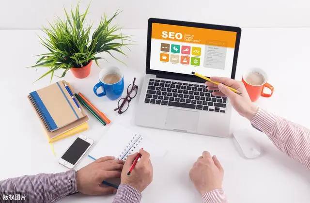 坚持把着力点放在实体经济上